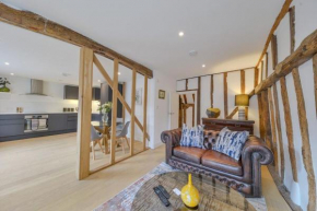 Luxury Character Apartment St Albans By Central Stays Short Lets & Serviced Accommodation With Free Parking